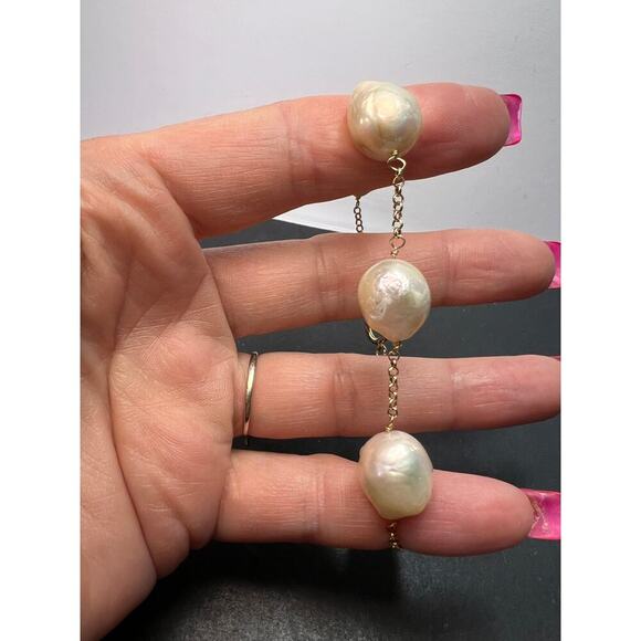 Baroque cultured pearl station toggle bracelet in gold over sterling silver - Picture 4 of 11
